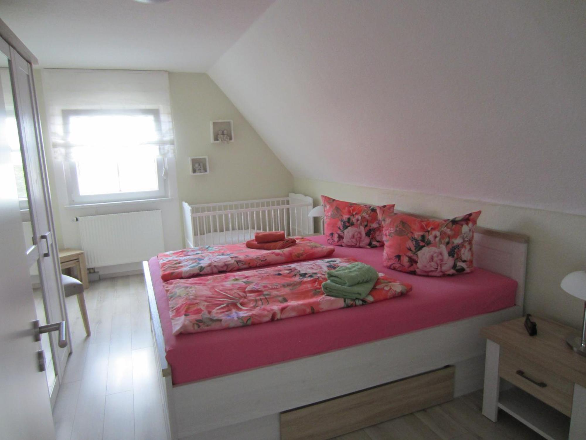 Ferienwohnung Bienwald Mit Pool Fuer 4 - 6 Personen Mit 3 Schlafzimmern Grobitz Eksteriør bilde