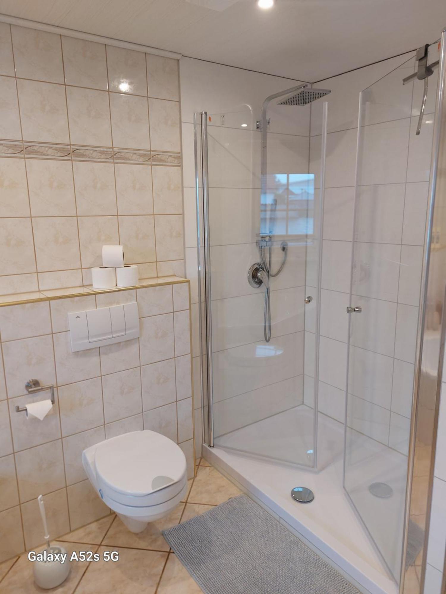 Ferienwohnung Bienwald Mit Pool Fuer 4 - 6 Personen Mit 3 Schlafzimmern Grobitz Eksteriør bilde